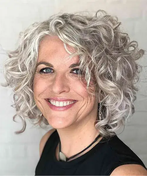 layered-curly-bob